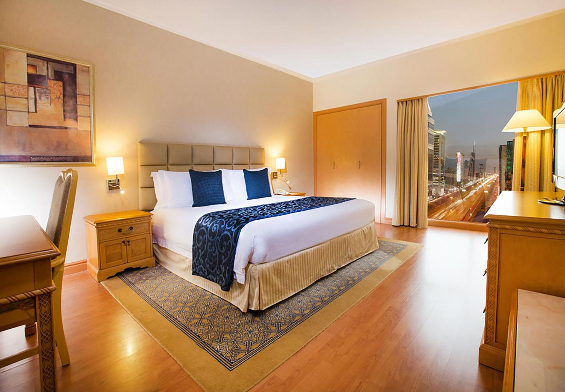 Millennium Plaza Downtown, Dubai Hotel Exterior photo A bedroom at the hotel